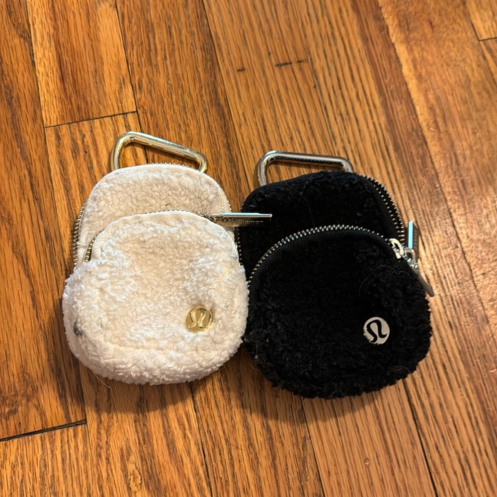 Lululemon Athletica City Adventurer Fleece Backpack
Nano in White Opal and black